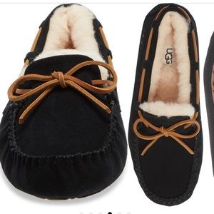 🆕UGG Dakota Slippers Size 8